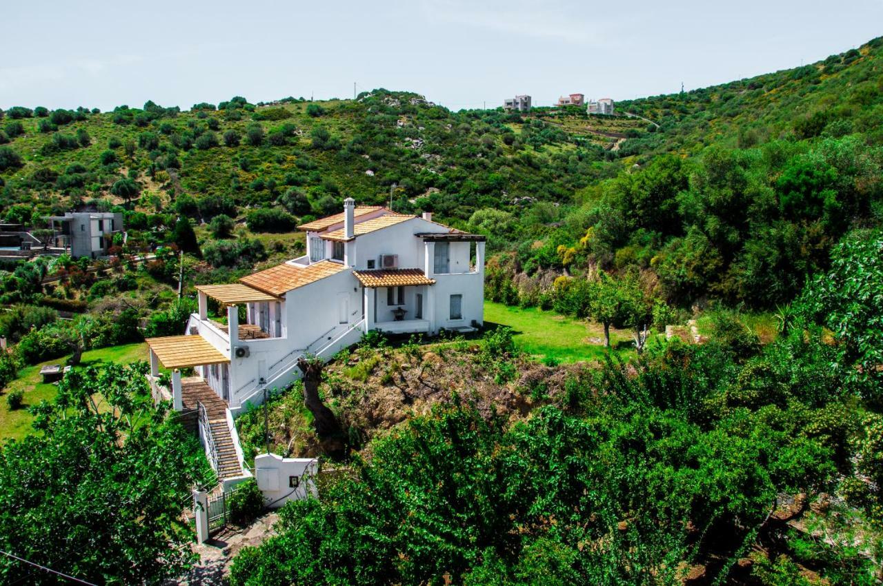 Villa Von Sophia Petriaí 외부 사진
